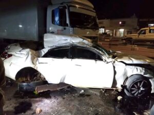 FIVE INJURED AS SPEEDING TOYOTA MARK X CRASHES INTO MOBILE BOOTS AND TRUCK IN CHIPATA